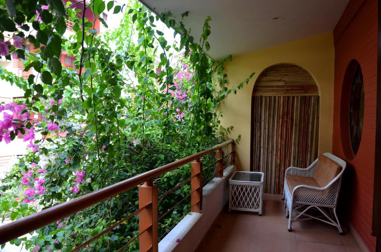 Rishīkesh Ganga Vatika Ayurveda Bhavan酒店 外观 照片